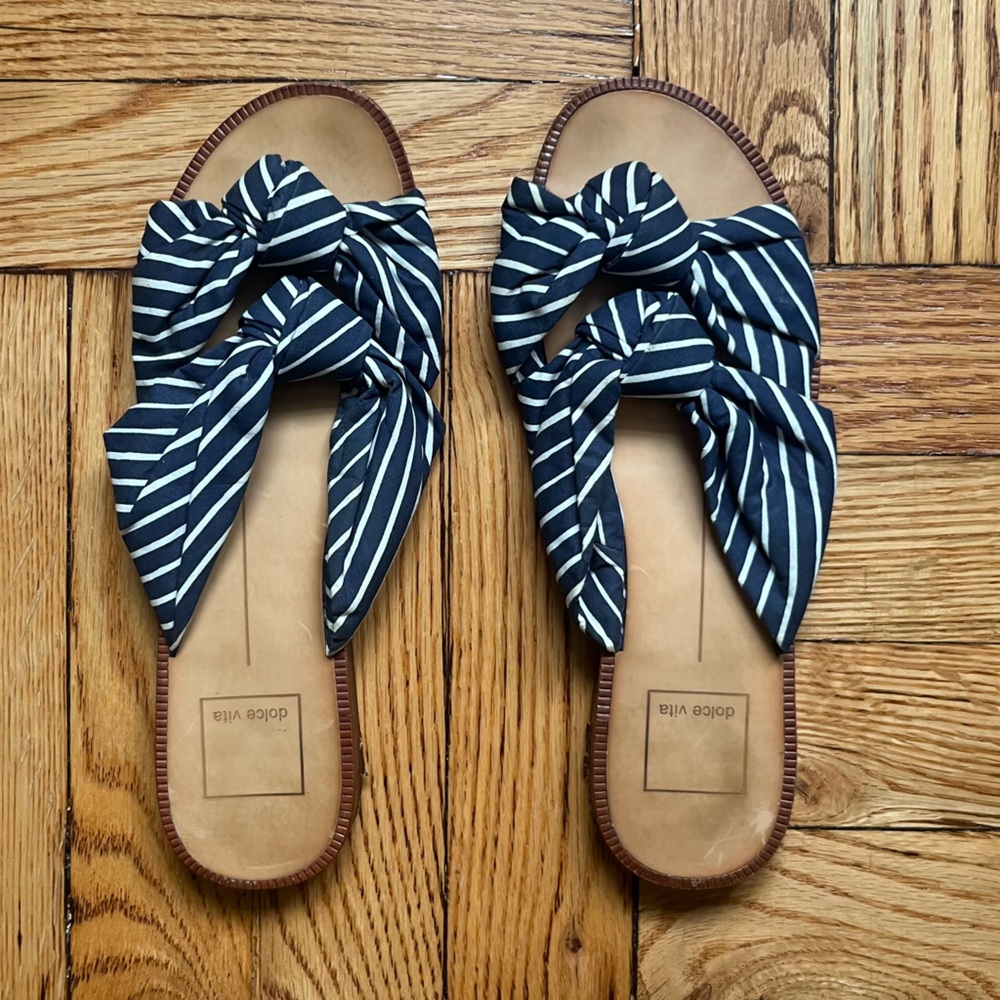 💘 Knotted Sandals